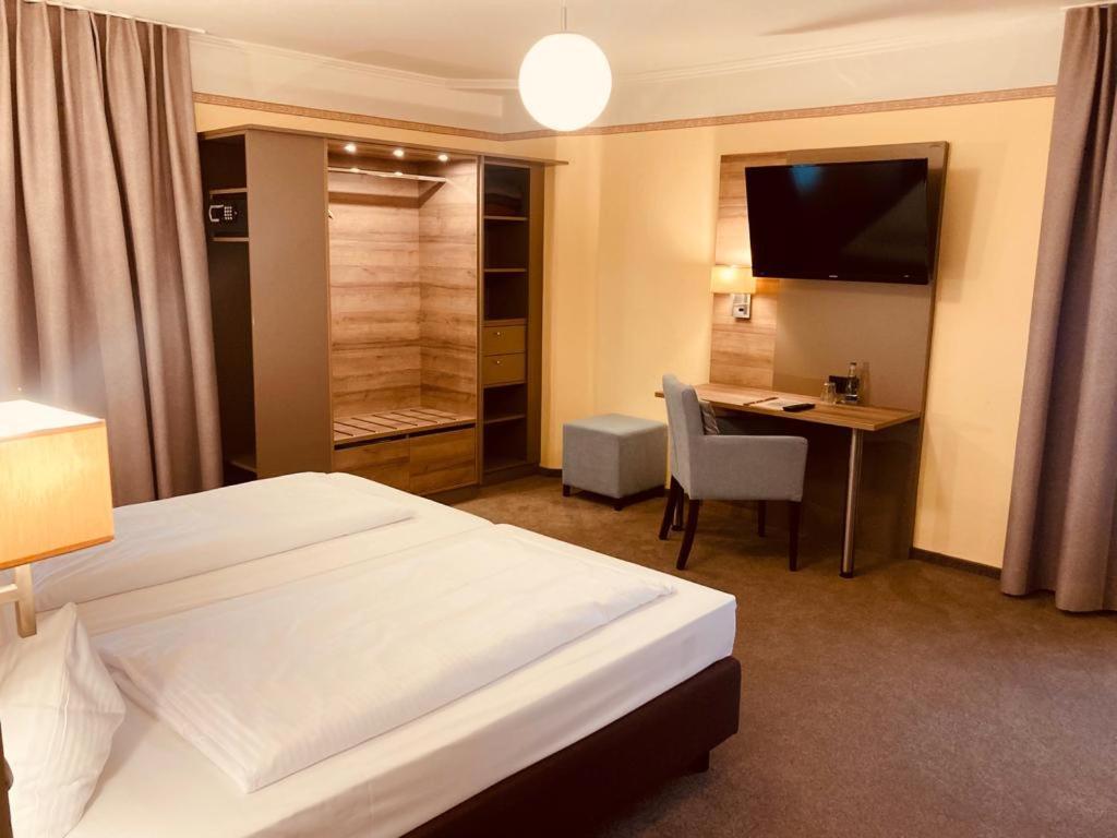 Hotel Rosenheimer Hof Traunstein Εξωτερικό φωτογραφία